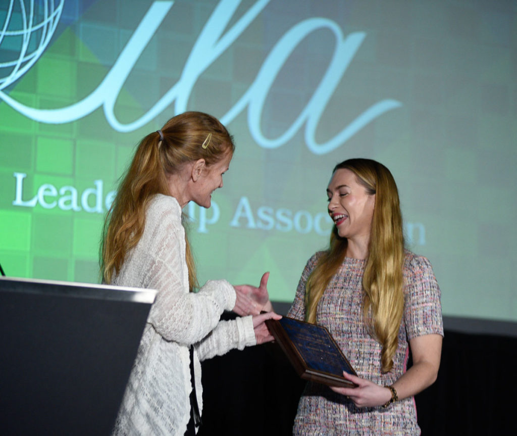photo showing 2019 Jablin Award being given