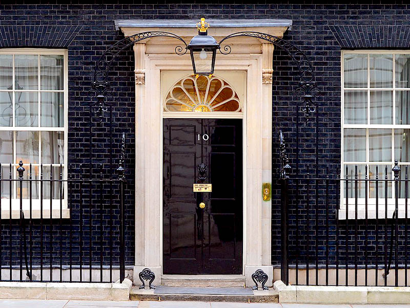Photo of 10 Downing Street in the UK