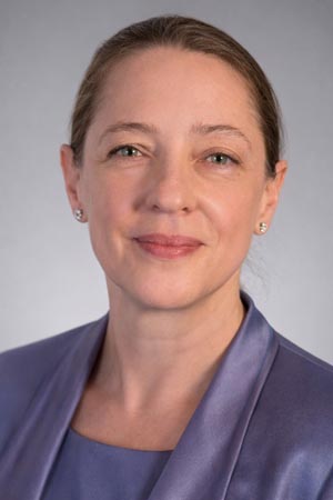 Dr. Joanna Sztandur